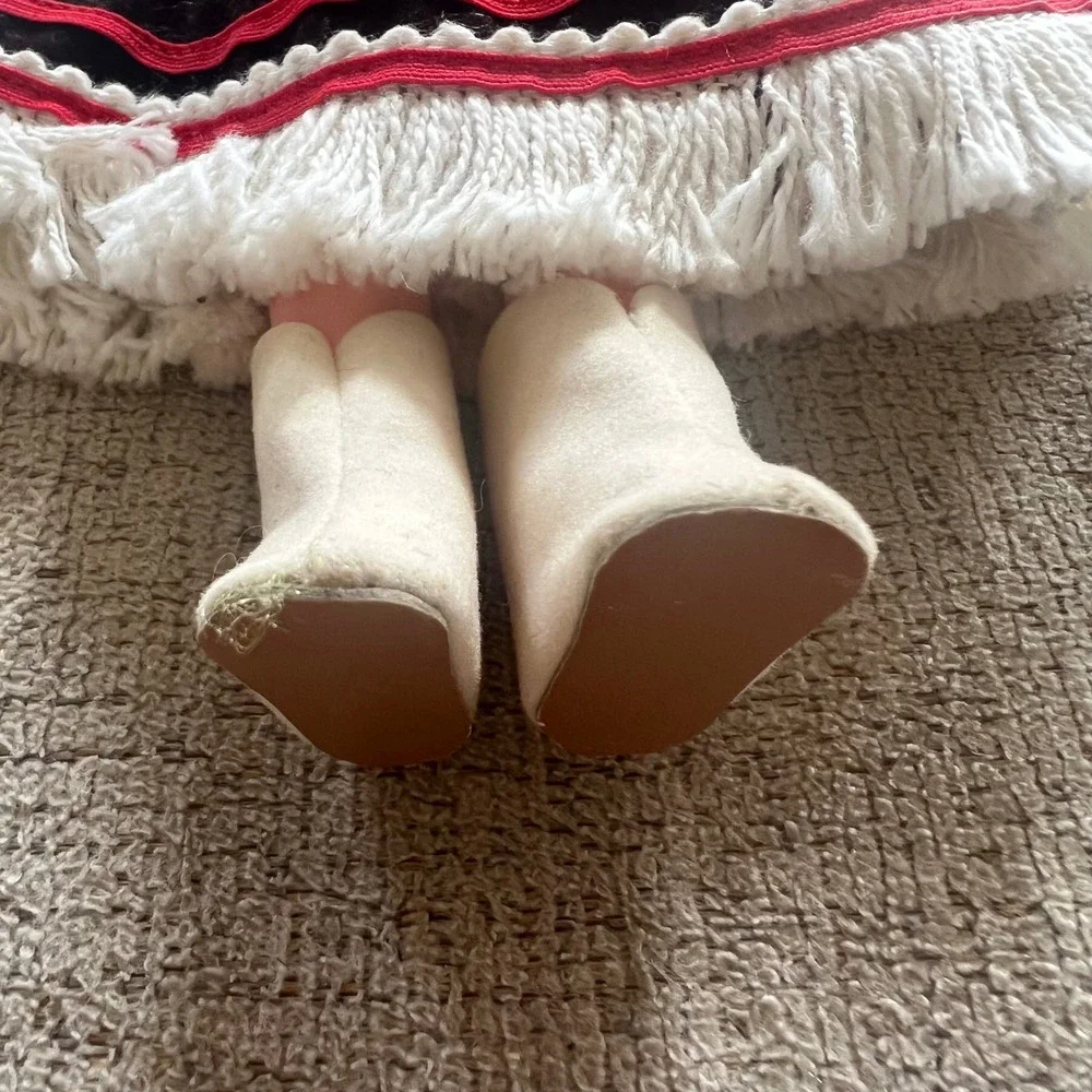 Vintage Effanbee Cowgirl Doll Wonderful World of Dolls Collection 1979s Western